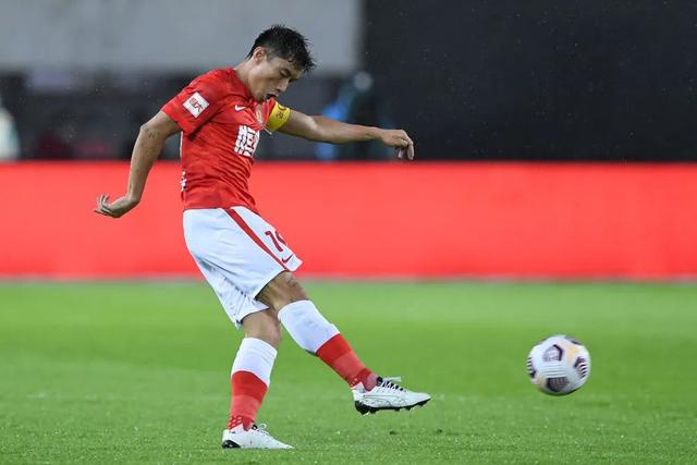 官方：拜仁博物馆设置凯恩专属展柜